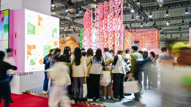 共生新表达百联赴约2024进博会AG真人游戏地址探觅艺术与商业的(图12)